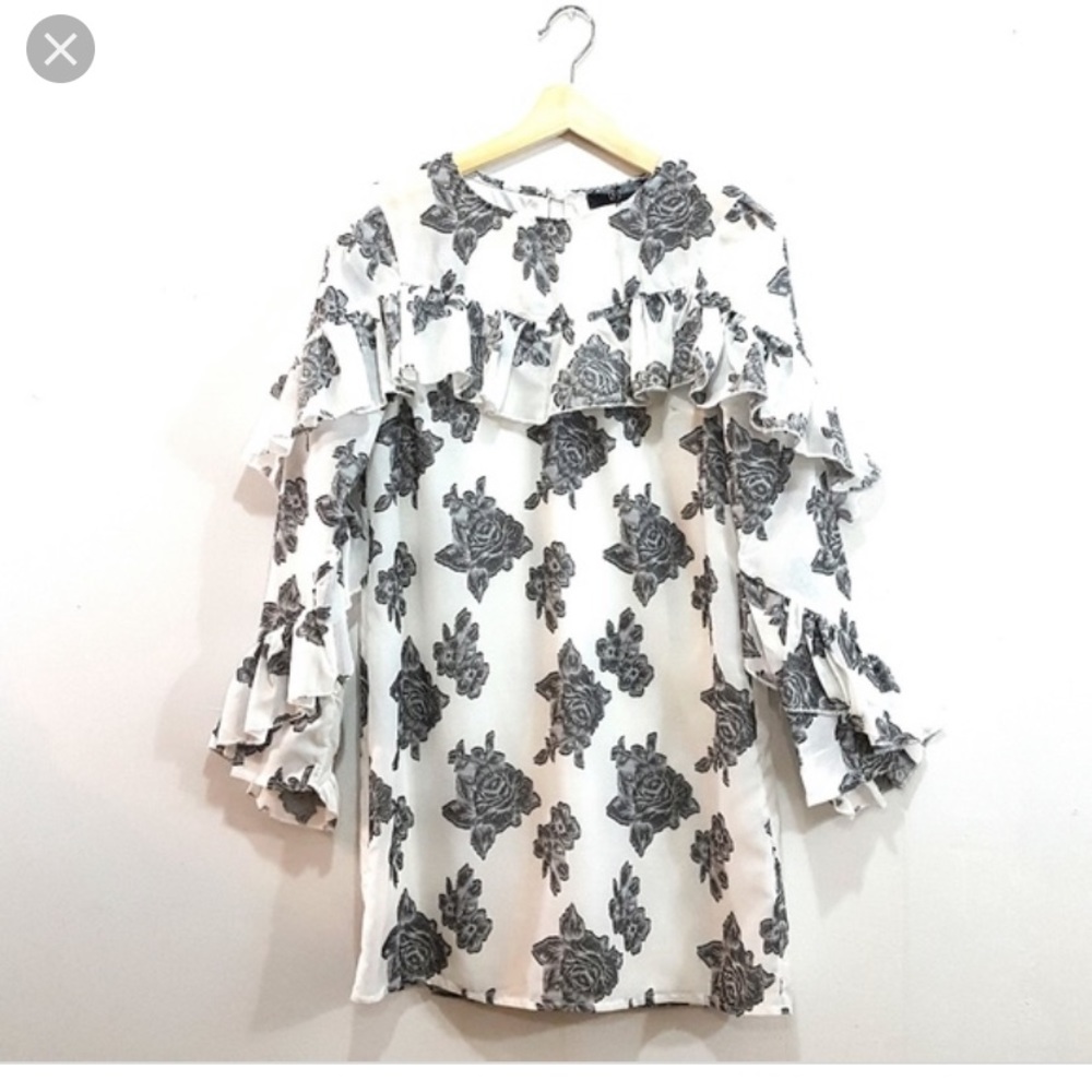 Missguided black rose print dress